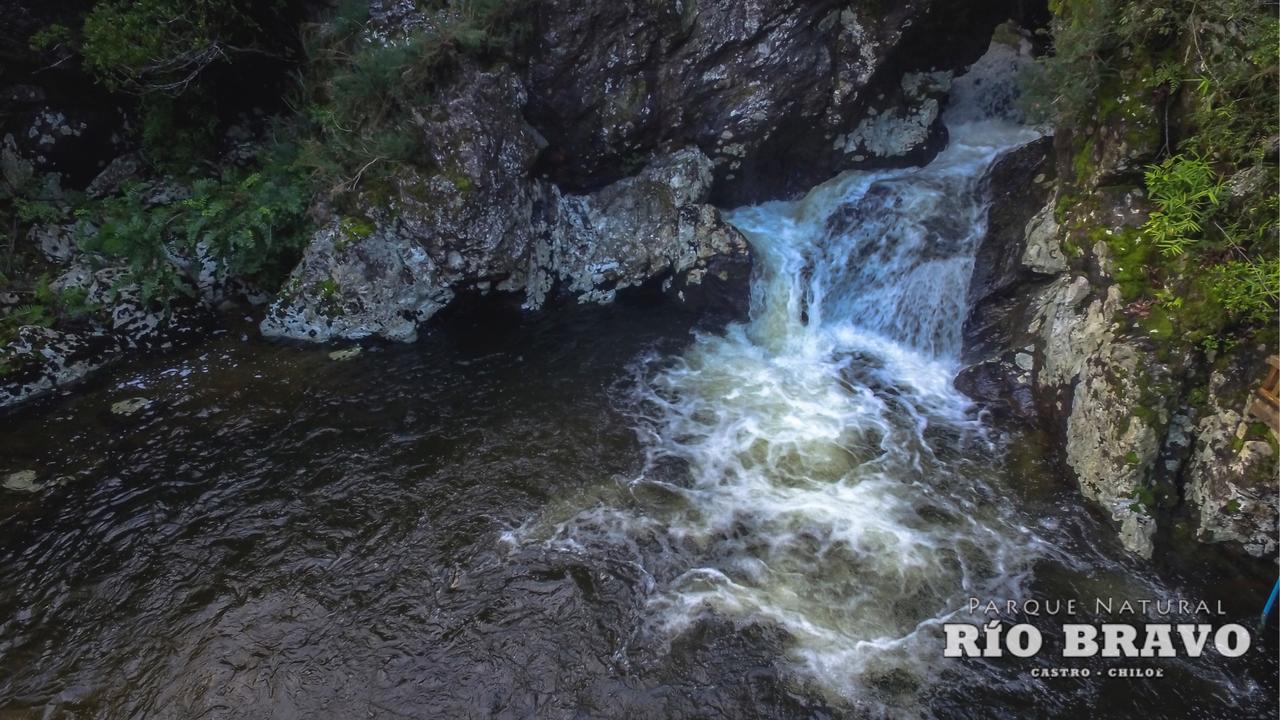 Parque Natural Rio Bravo Lodge กัสโตร ภายนอก รูปภาพ